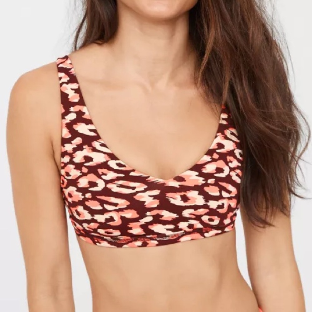 NWT Aerie OFFLINE Goals Stretch Plunge Sports Bra